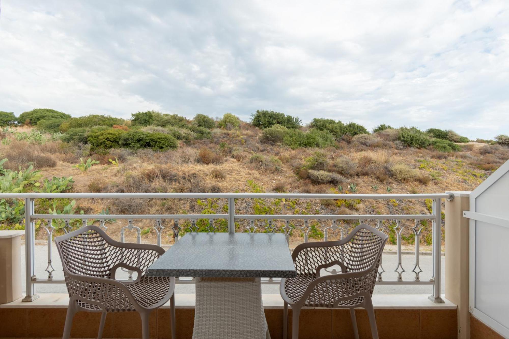 Hotel Agni On The Beach Сарті Екстер'єр фото
