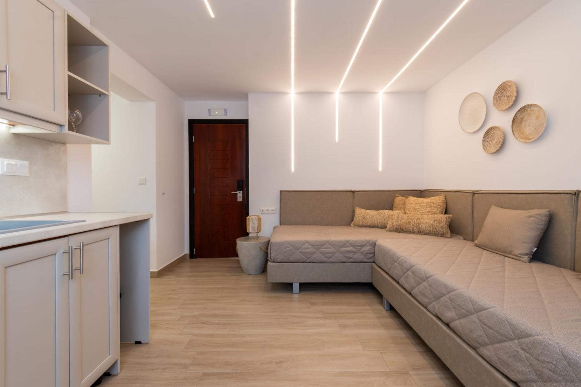 Hotel Agni On The Beach Сарті Екстер'єр фото